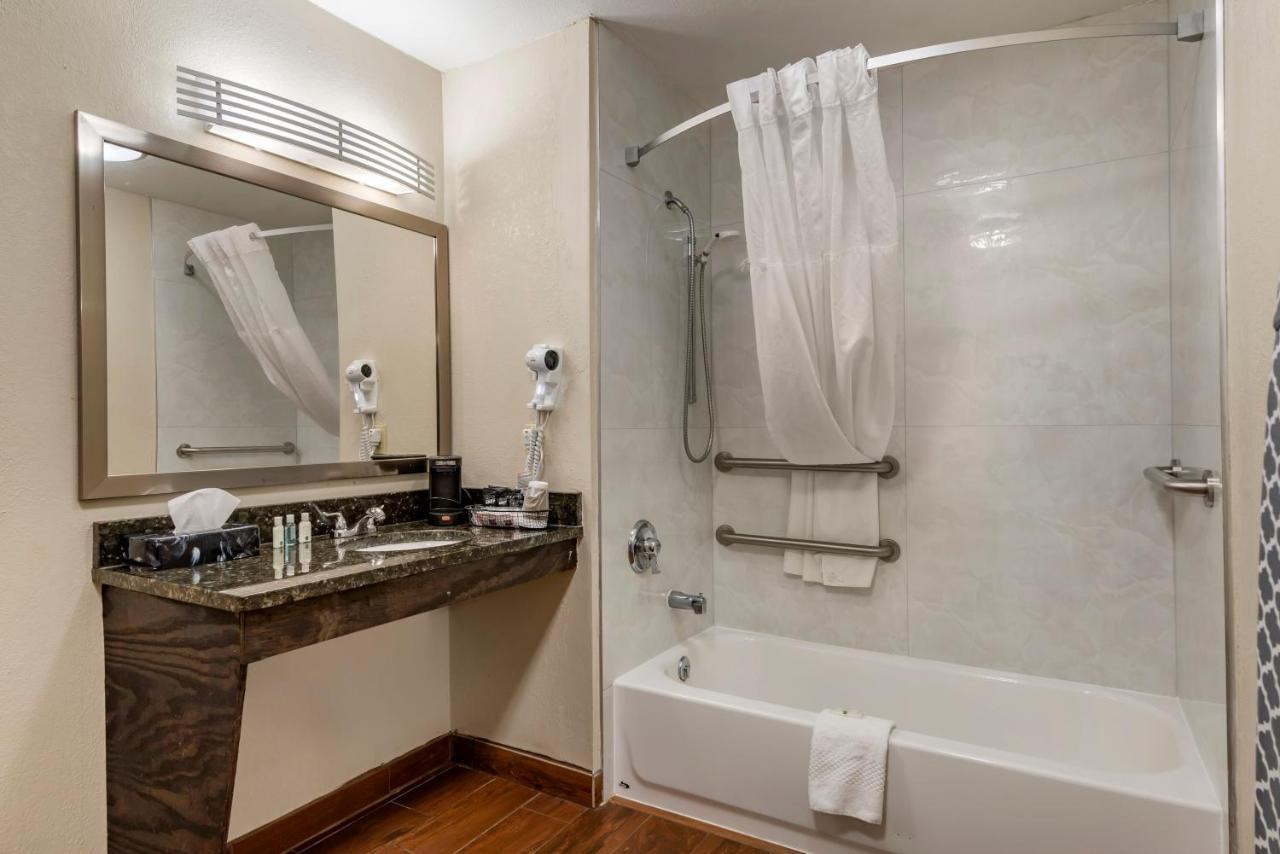 Quality I-20 Inn
