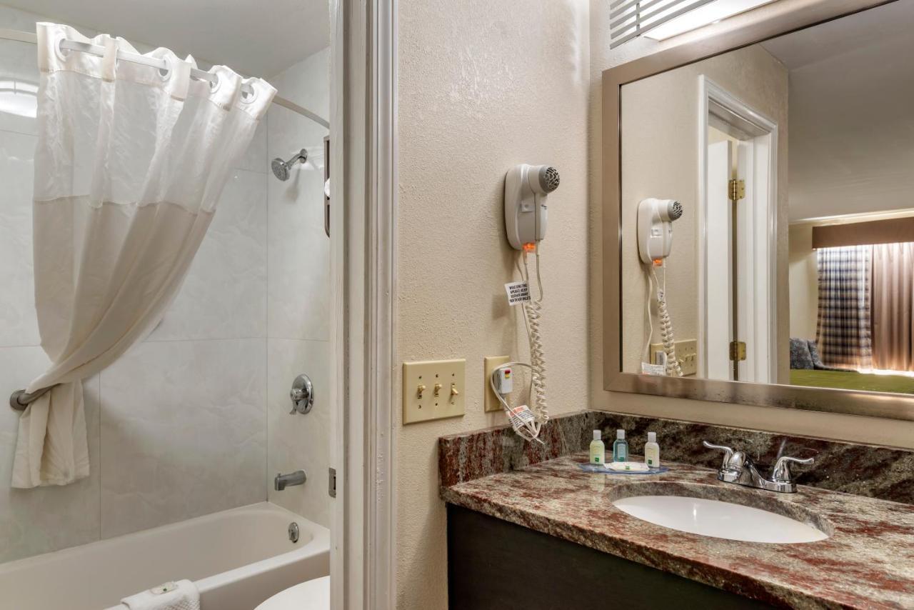 Quality I-20 Inn